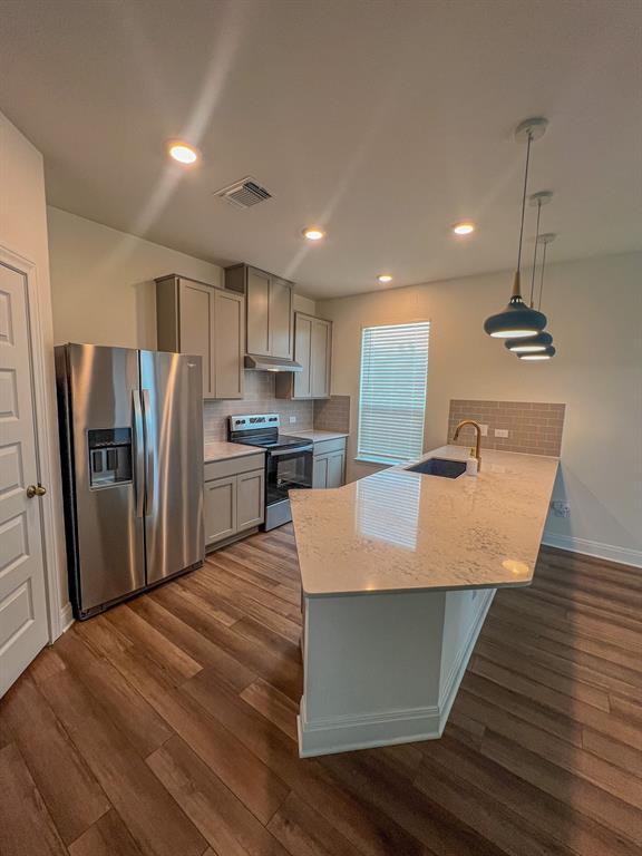 Foto del edificio - 512 Barbary Coast Ln