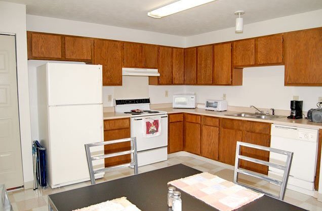 Building Photo - 100 Bethel Park Dr