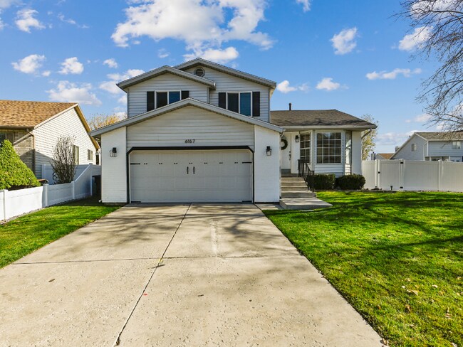 Foto del edificio - 6167 Eagle Nest Dr