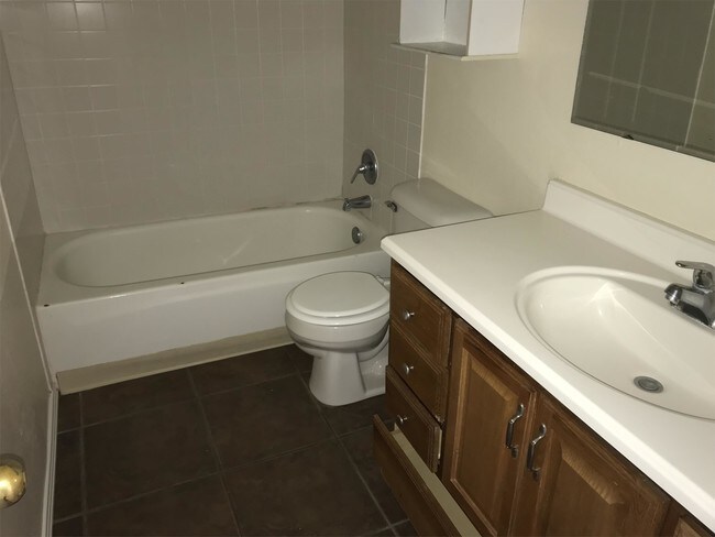 Foto del edificio - 13316 Mountain Rd NE
