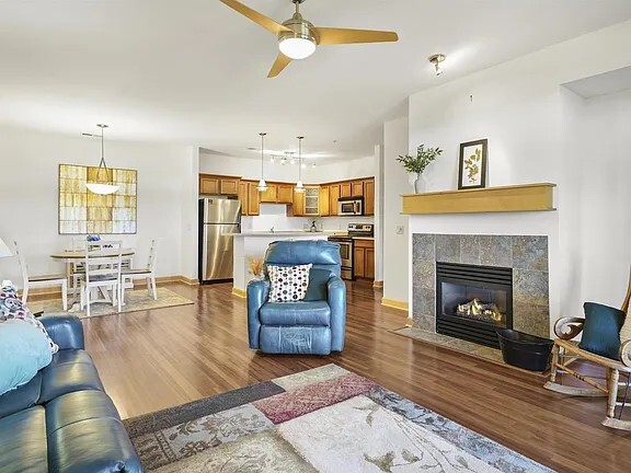 Building Photo - 8253 Mayo Dr