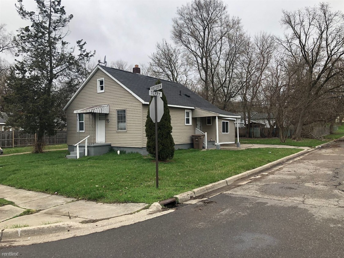 Primary Photo - 3 br, 1 bath House - 160 Dresden Ave