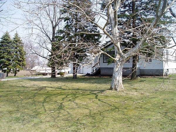 Primary Photo - 20741 Burnham Ave