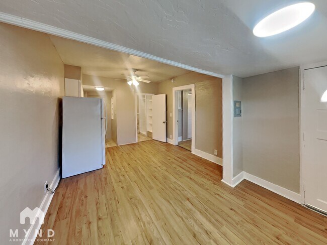 Foto del edificio - 212 Pine St