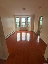 Building Photo - 2138 Gleason Ave