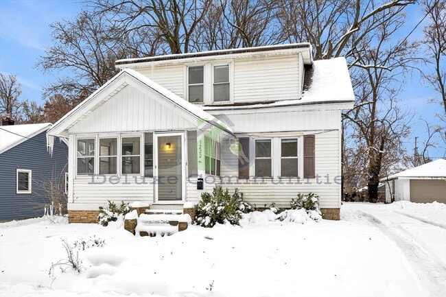 Building Photo - 2 MONTH LEASE ONLY! GORGEOUS 4 BEDROOM HOME!!! Available NOW- Month to month lease only!