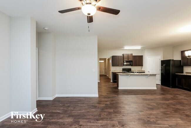 Building Photo - 3106 Boxwood Crossing