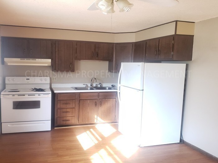 SPACIOUS 1 BD, 1 BA IN TEA! GREAT LOCATION! Apartment for Rent in Tea
