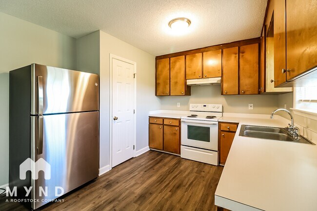 Foto del edificio - 204 Skylar Ln