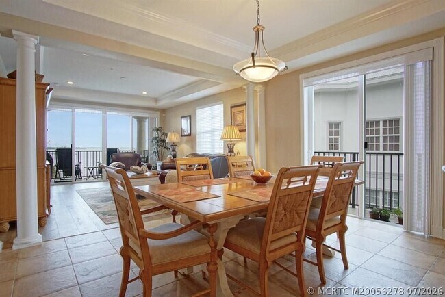 Foto del edificio - 3736 NE Indian River Dr