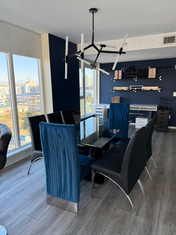 Foto del edificio - 400 W Ocean Blvd