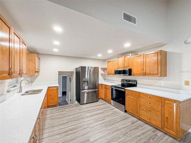 Building Photo - 1631 Monterey Ln