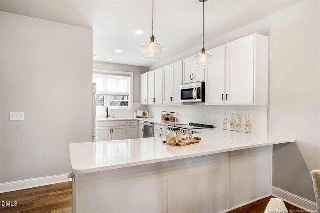 Building Photo - 5709 Parker Pnes Ct