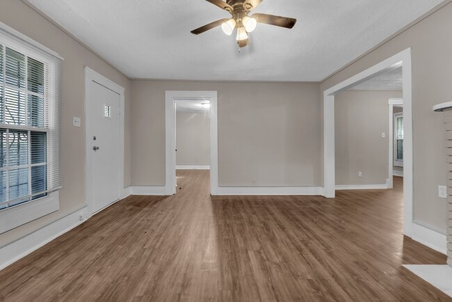 Building Photo - 481 Marianna St