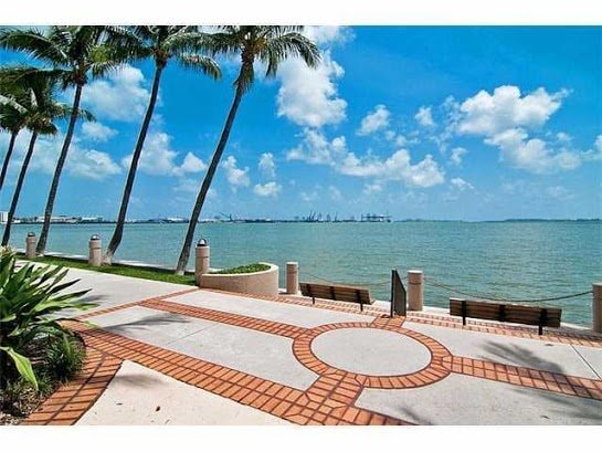 Photo - 540 Brickell Key Dr Apartment