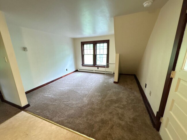 Foto del edificio - 4036-4038 Manor Drive