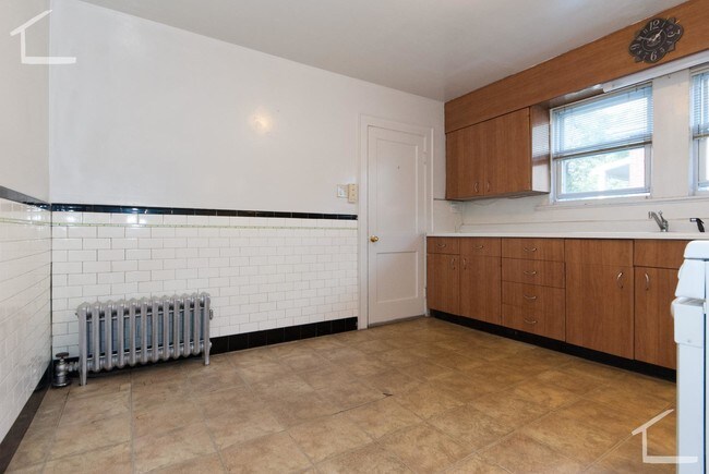 Building Photo - 236 Corey Rd