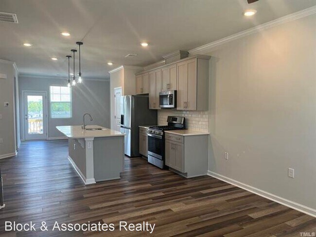 Building Photo - 3 br, 3.5 bath House - 608 Gimari Drive