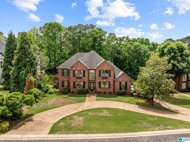 Foto del edificio - Spacious Hoover Home Ready For August Move In