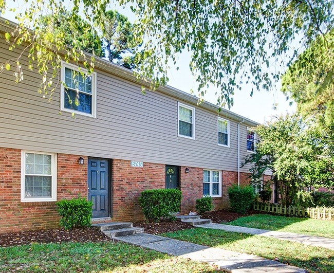 Building Photo - Arcadian Village Apartment Homes