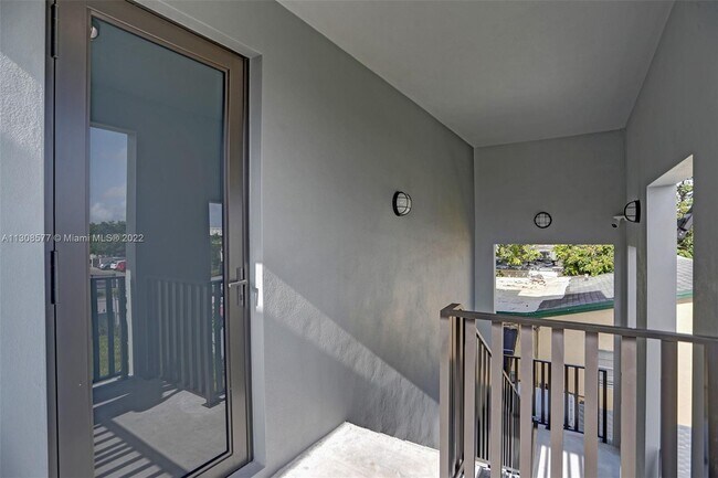 Foto del edificio - 436 E 16th St