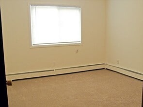 Interior Photo - 1210-1220 Cambridge St. (Hopkins)