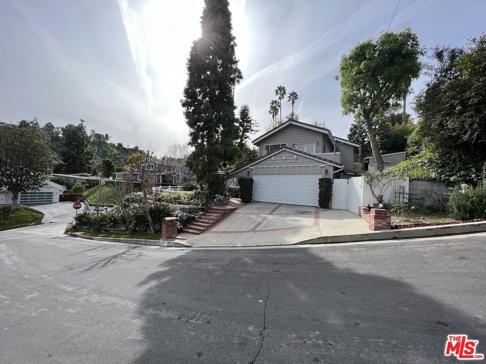 Primary Photo - 15410 Deerhorn Rd