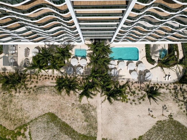 Foto del edificio - 900 N Ocean Blvd