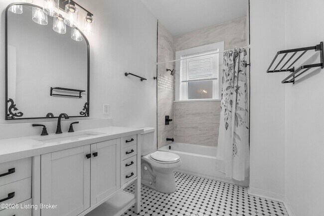 Foto del edificio - 409 W Gaulbert Ave