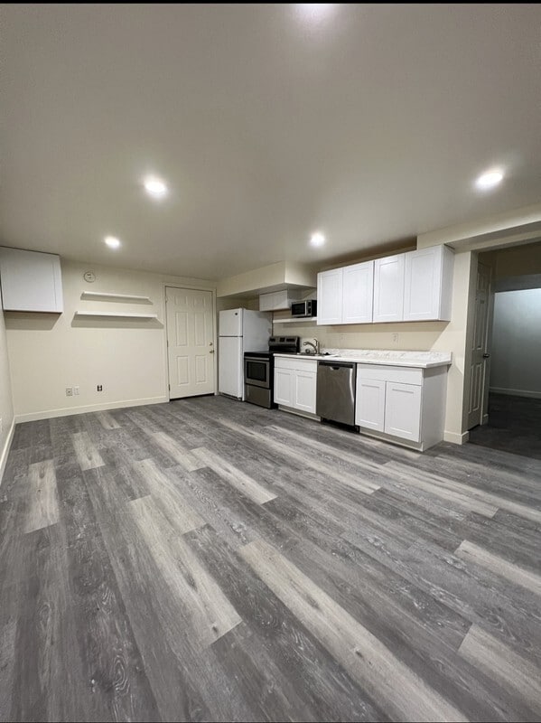 Building Photo - 1150 N Cottonwood Cir