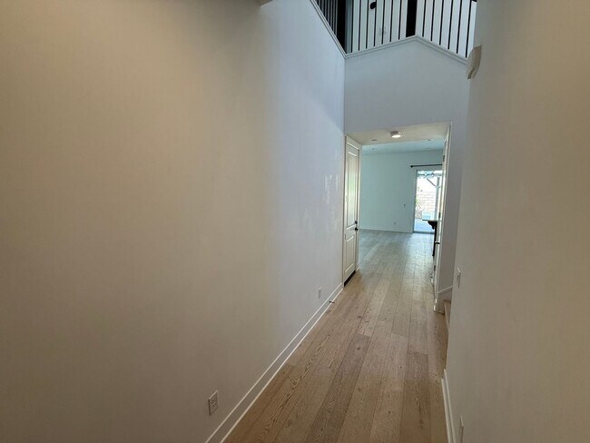 Foto del edificio - Beautiful 4-Bedroom Home with Solar and Private Patio in Plum Estates!