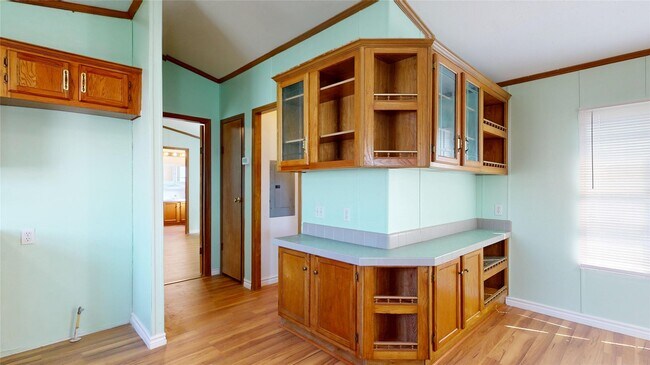 Building Photo - 435 16th St