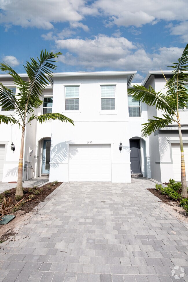 Kingswood Apartments for Rent Stuart, FL 24 Rentals