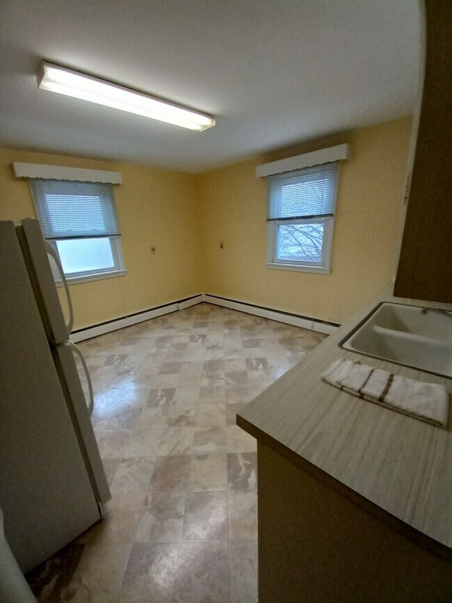 kitchenkitchen - 5040 Old Easton Rd