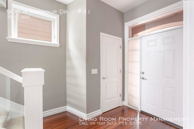 Building Photo - 3 bedroom in Portland OR 97217