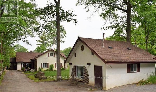 Photo du bâtiment - 2082 River Rd W