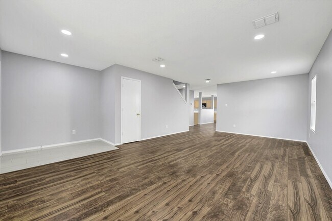 Foto del edificio - 2512 Brinlee Branch Ln