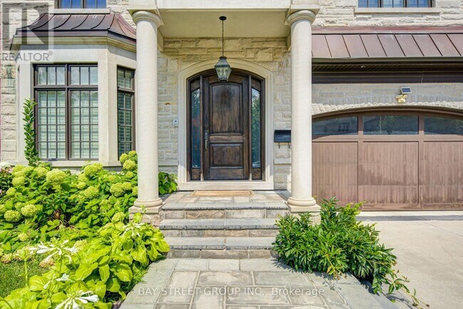 Photo du bâtiment - 154 Munro Blvd