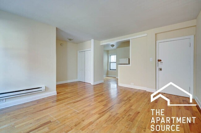 Foto del edificio - 1347 N Dearborn St