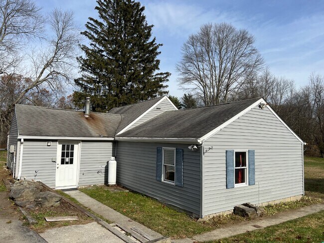 Foto del edificio - 19 Bennett Rd