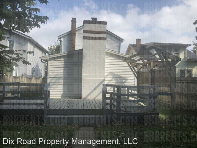 Foto del edificio - 3 br, 1.5 bath House - 514 Moore Street,