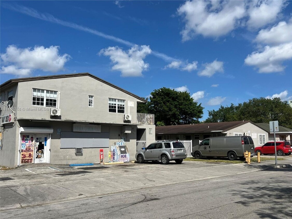 Photo - 5100 NW 23rd Ave-5-5