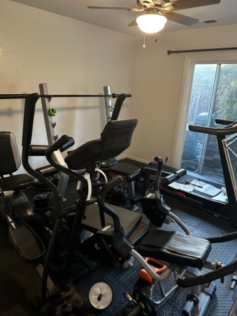 Foto del edificio - 5587 Makati Cir