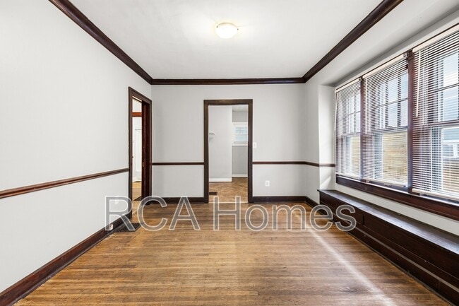 Building Photo - 969 N Linwood Ave