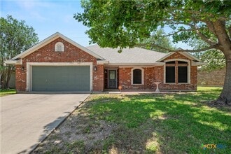 Building Photo - 426 Armstrong Dr