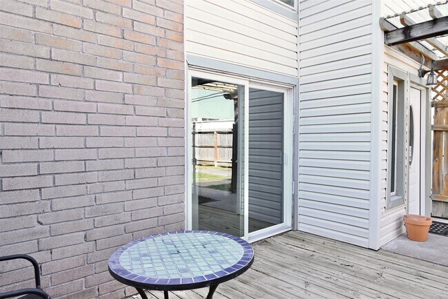 Foto del edificio - 7918 Prestwood Dr