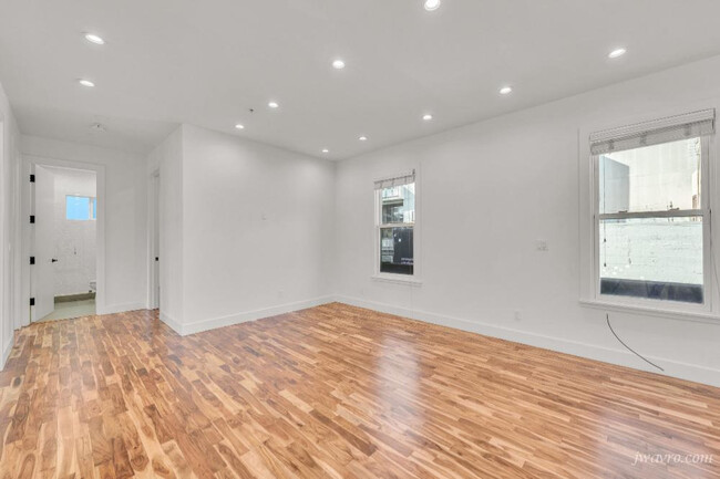 Foto del edificio - 1121 Folsom St