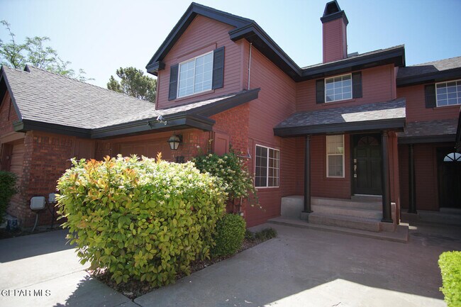Building Photo - 18 Stratford Hall Cir