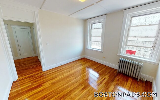 Building Photo - 1191 Boylston St