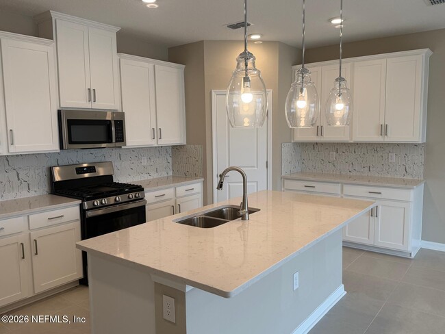 Building Photo - 272 Cherry Elm Dr